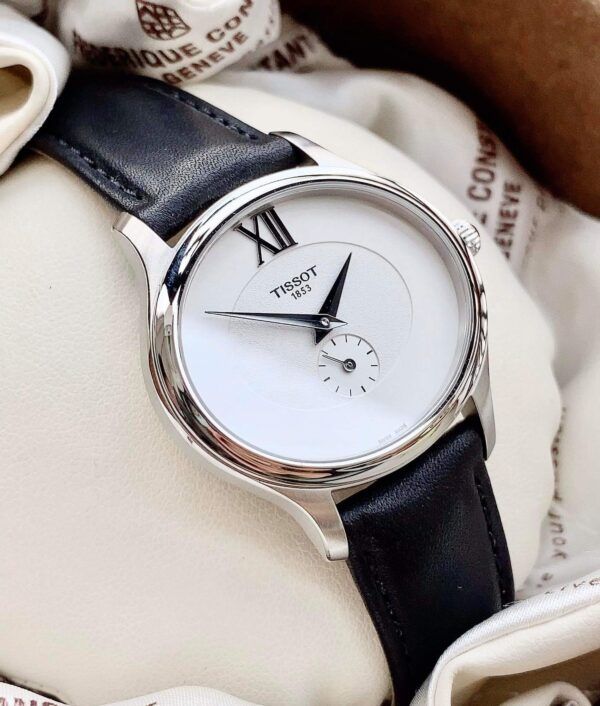 Z2467879400899 9d821d69bd6d9f8eb6372e8ab750fb51 600x706 1671256627316 1712565965