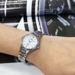 Seiko 27mm Nữ SUP277P1 - Ảnh 3
