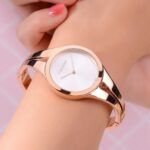 Calvin Klein 28mm Nữ K7W2M616 - Ảnh 2