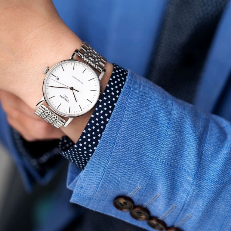 2 1639327647994 1712577472