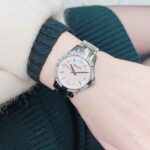 Bulova 30mm Nữ 96L206 - Ảnh 2