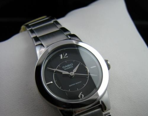 4 1642083038100 1712580209