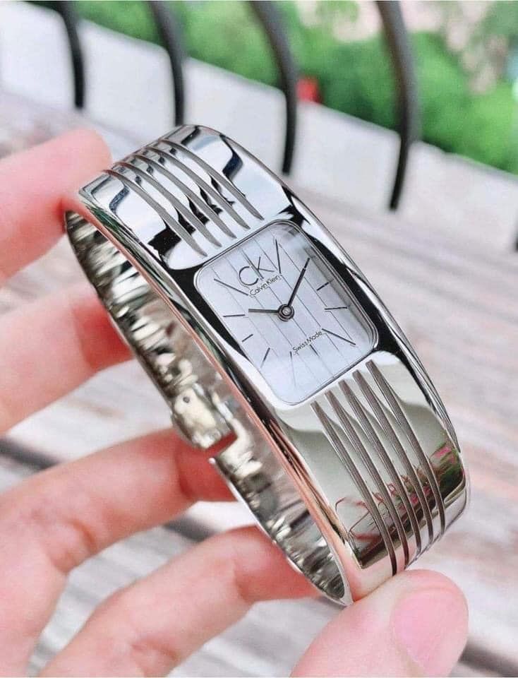 K8122120 1 1641304597834 1712579577