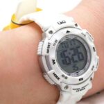 Q&Q 37mm Unisex M149J005Y - Ảnh 2