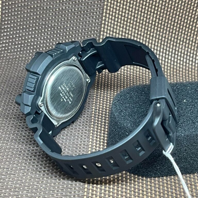 S L1600 5 2123544764 409383799 1712584536