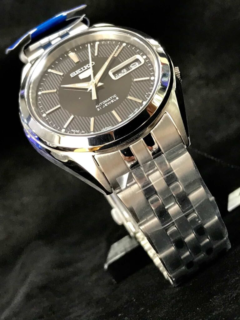 Snkl23j1 2 Min 1651656341423 1712584200