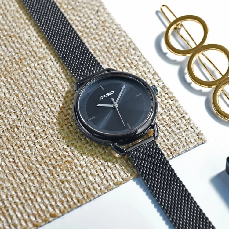 5f2f6df1e7847bc3474f2a554c52f471.jpg 750x750 1712726115