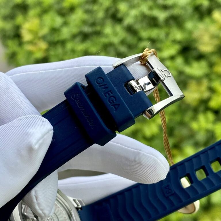 8 1672110439852 1712590302