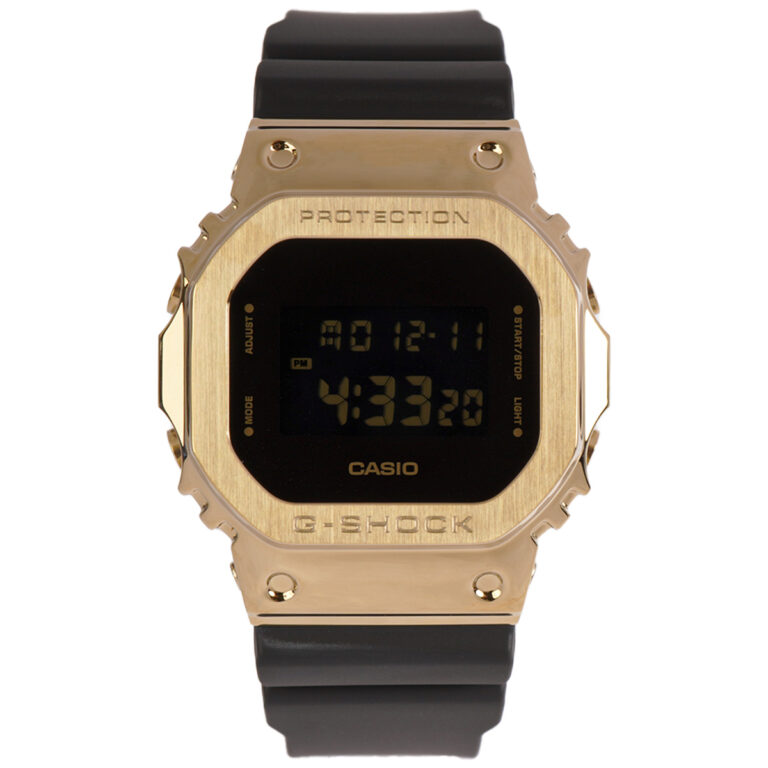 Casio 49.6 × 43.2 mm Nam GM-5600G-9DR