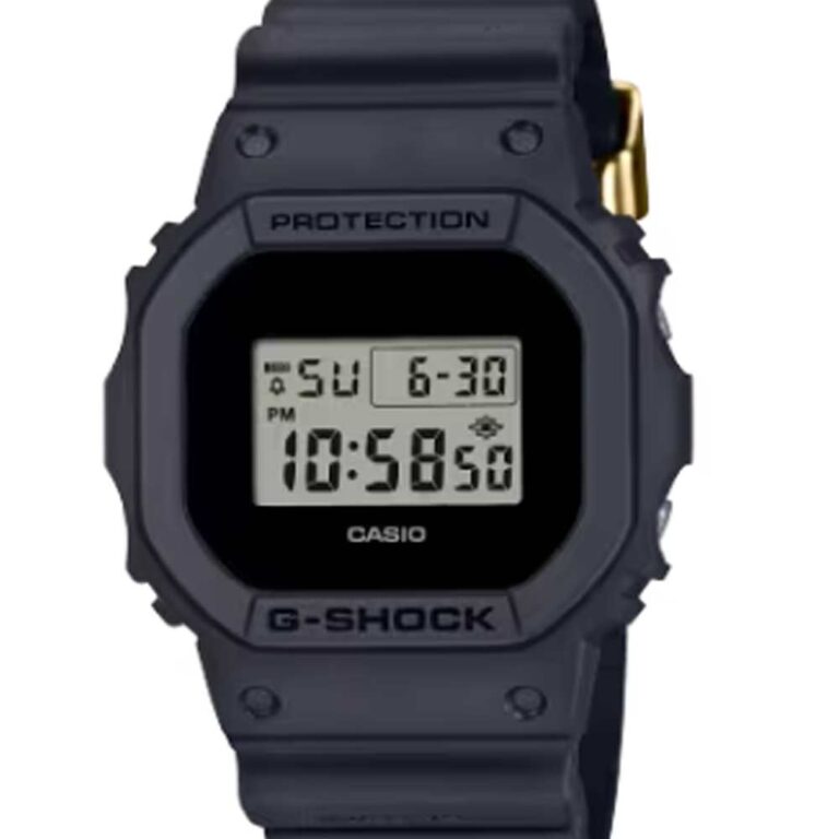 Casio 48.9 × 43.8 mm Nam DWE-5657RE-1DR