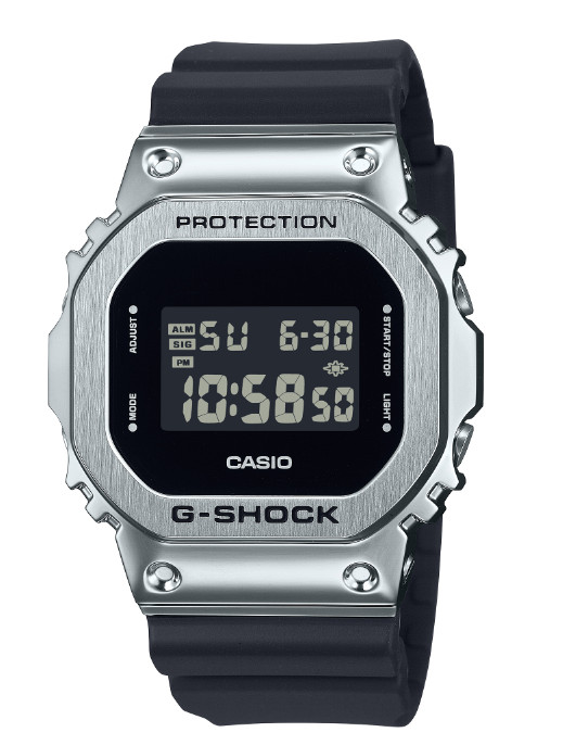 Casio 49.6 × 43.2 mm Nam GM-5600U-1DR