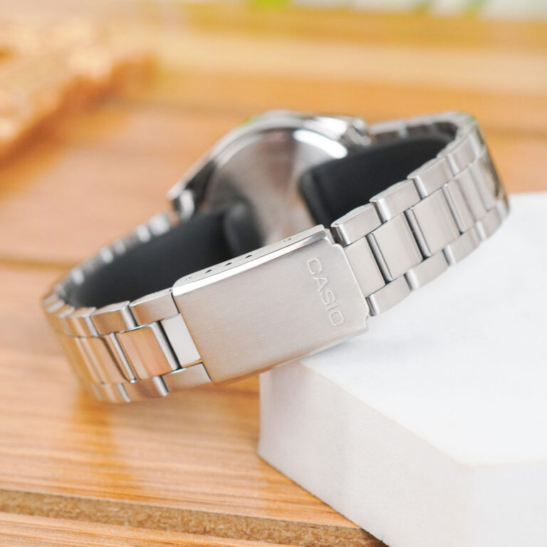 Casionau 4 1741917372