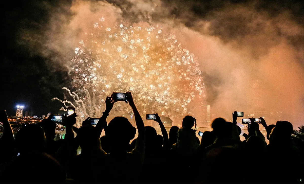 Đếm ngược còn bao nhiêu ngày nữa đến Giao thừa 2025 Ất Tỵ? Nghi lễ cụ thể 4 anh giao thua 1 1728985063