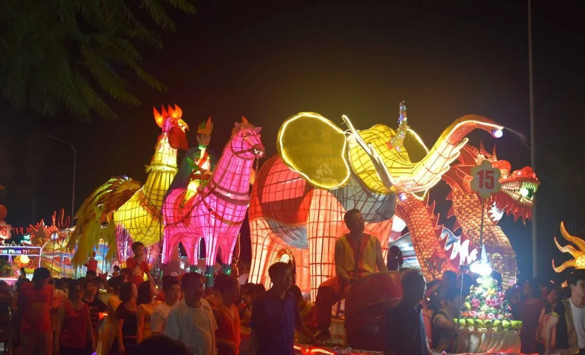 Đếm ngược còn bao nhiêu ngày nữa đến Giao thừa 2025 Ất Tỵ? Nghi lễ cụ thể 2 anh giao thua 4 1728985062