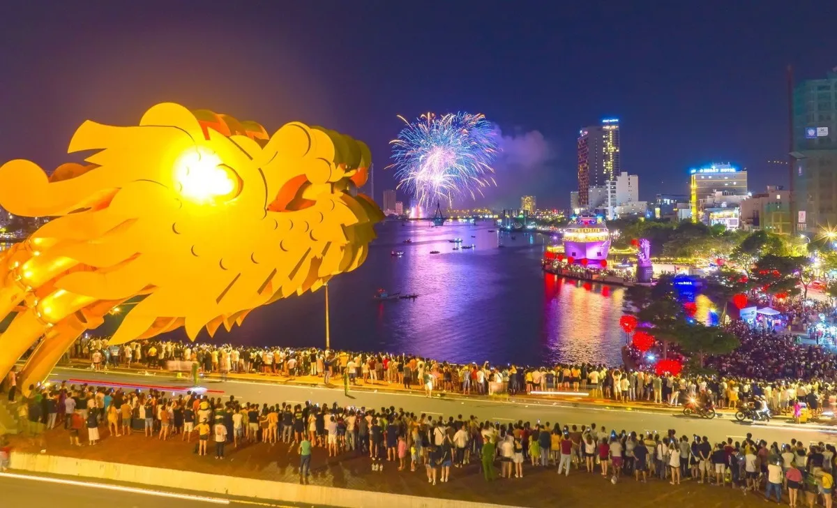 CHÍNH XÁC: Còn bao nhiêu ngày nữa đến Tết Tây (Tết Dương lịch) 2025 2 anh tet duong 4 1728984000