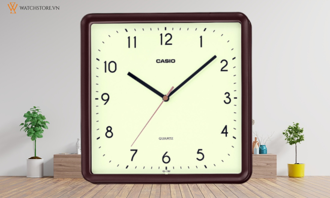 Đồng hồ treo tường trang trí phòng khách