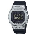 Casio 49.6 × 43.2 mm Nam GM-5600GC-1DR - Ảnh 1