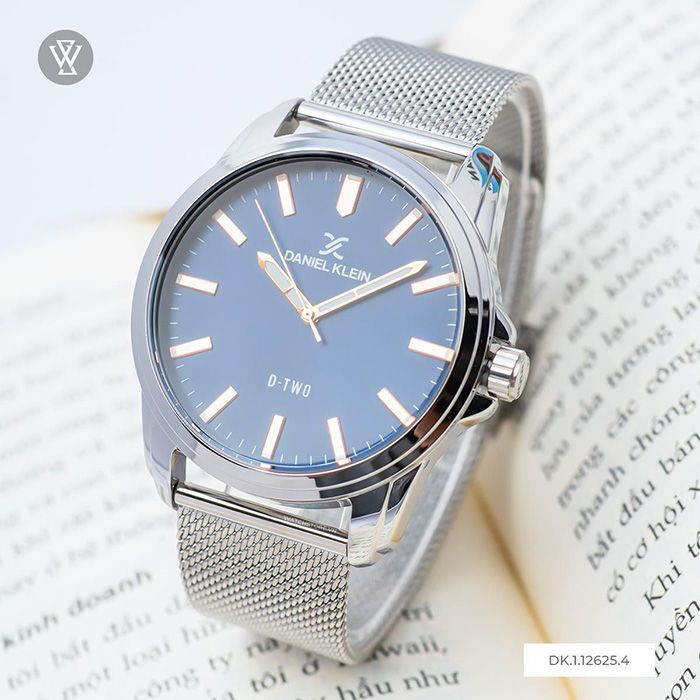 Đồng hồ Daniel Klein của nước nào? Ưu nhược điểm là gì? - Ảnh 1