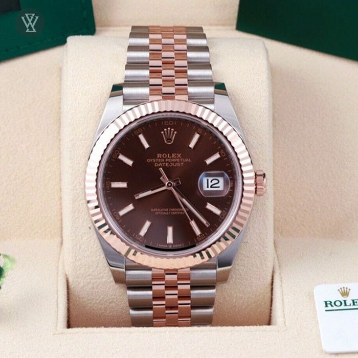 Đồng hồ Rolex của nước nào? Cách phân biệt đồng hồ thật - giả - Ảnh 1