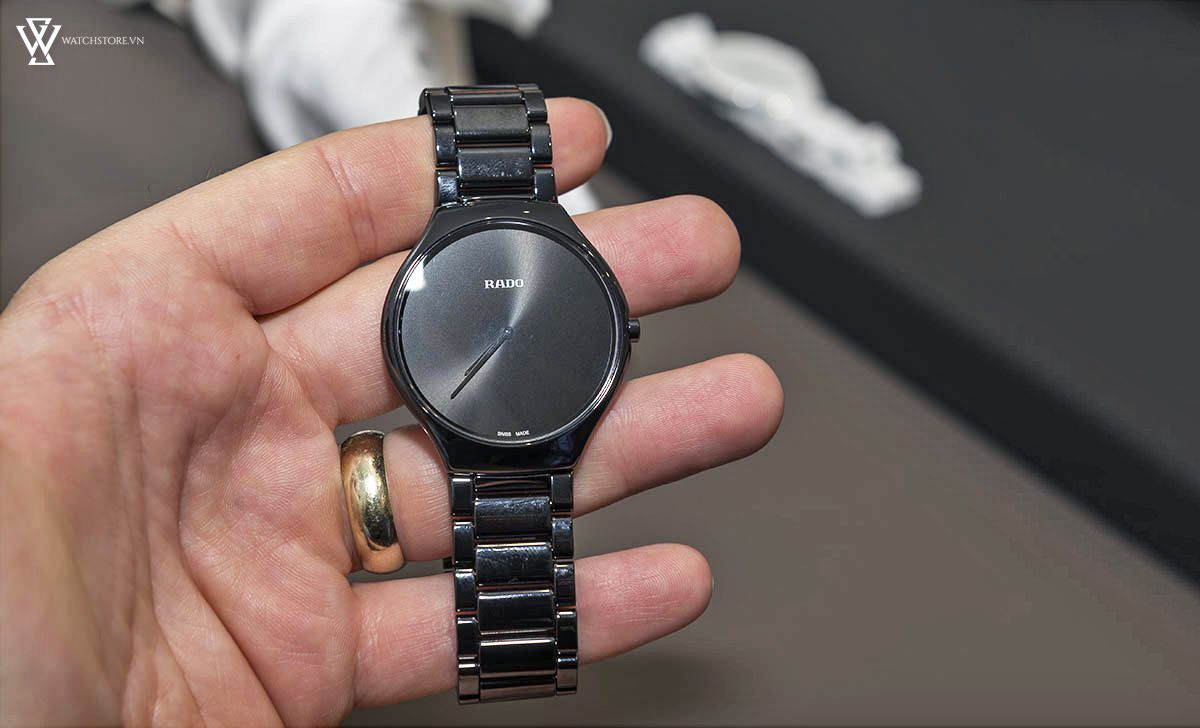 Kinh nghiệm mua bán đồng hồ cơ Rado 800k không thể bỏ qua - Ảnh 3 Kinh nghiệm mua bán đồng hồ cơ Rado 800k không thể bỏ qua - Ảnh 3