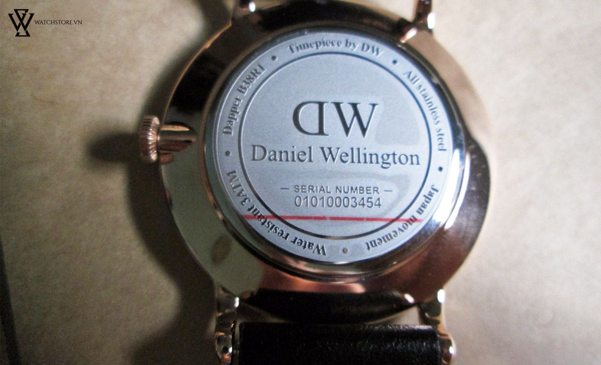 4 cách check đồng hồ DW, phân biệt thật giả đơn giản bất ngờ - Ảnh 5