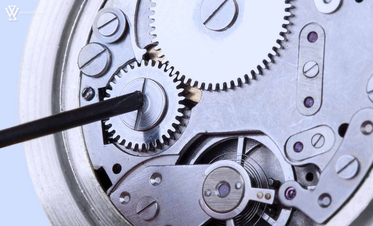 Những cách để đồng hồ cơ quá đêm mà không bị chết máy - Ảnh 3