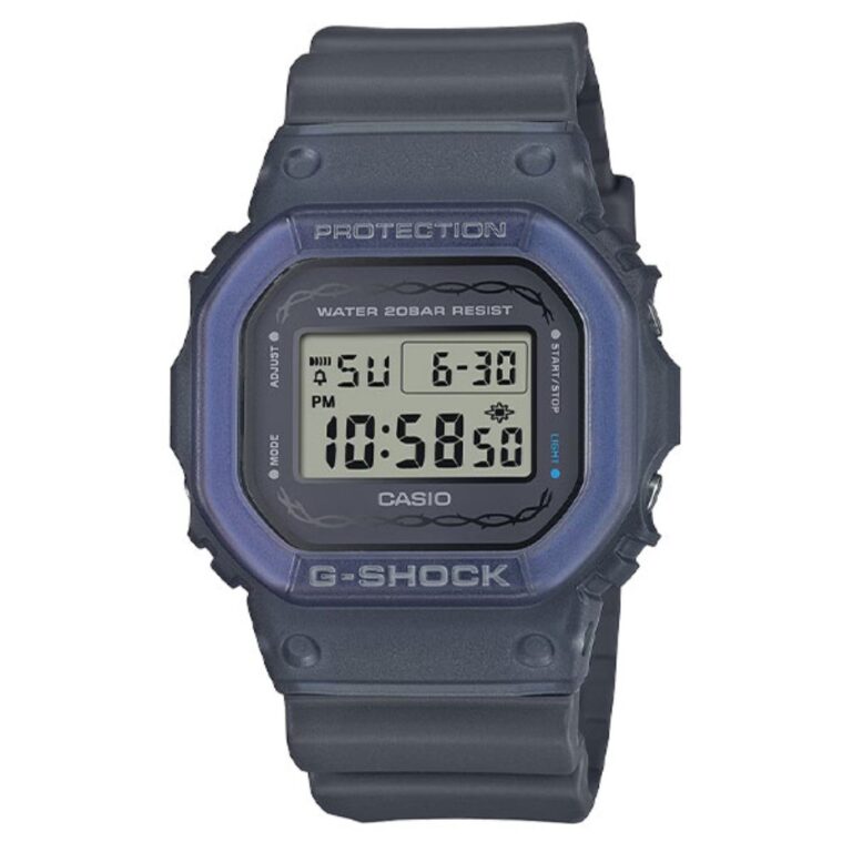 Casio 48.9 mm x 42.8 mm Nam DW-5600RS-8DR
