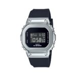 Casio 43.8 mm x 38.4 mm Unisex GM-S5600U-1DR - Ảnh 1