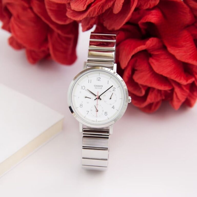 Casio LTP-E314D-7BVDF mặt kính