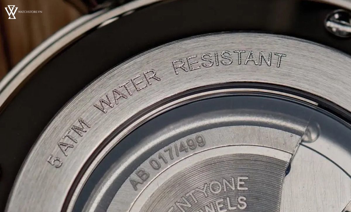 Chống nước 5ATM là gì? Đi tắm, đi bơi có sao không? - Ảnh 2