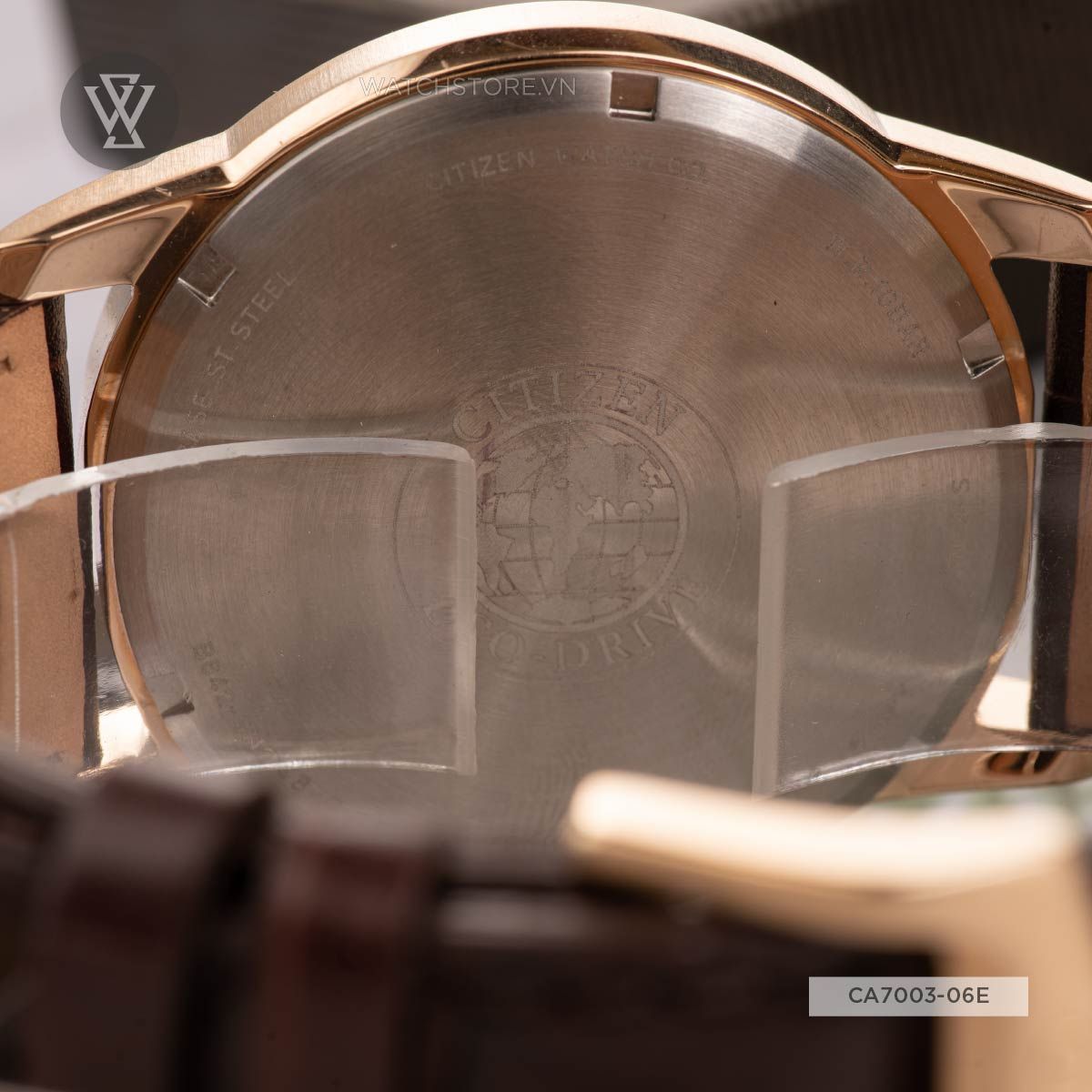 Khám phá đồng hồ Citizen Eco Drive E111 - tinh hoa của cỗ máy hiện đại - Ảnh 2