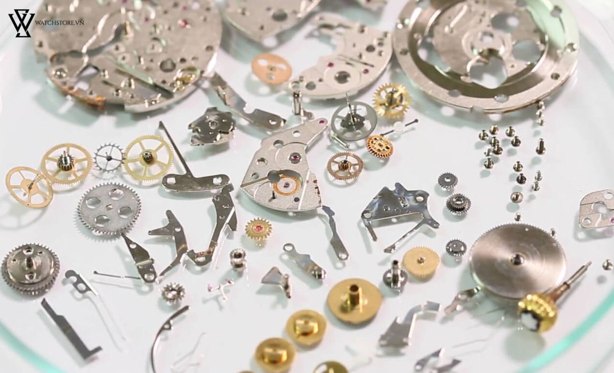 Đồng hồ cơ không chạy là vì sao? Cách khắc phục hiệu quả nhất - Ảnh 2 Đồng hồ cơ không chạy là vì sao? Cách khắc phục hiệu quả nhất - Ảnh 2