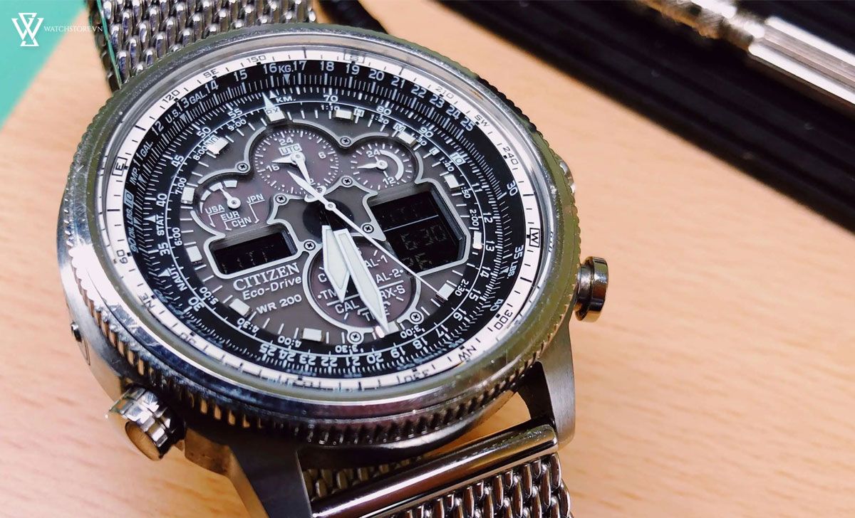 Vì sao đồng hồ Eco drive không chạy? - Ảnh 5 Vì sao đồng hồ Eco drive không chạy? - Ảnh 5