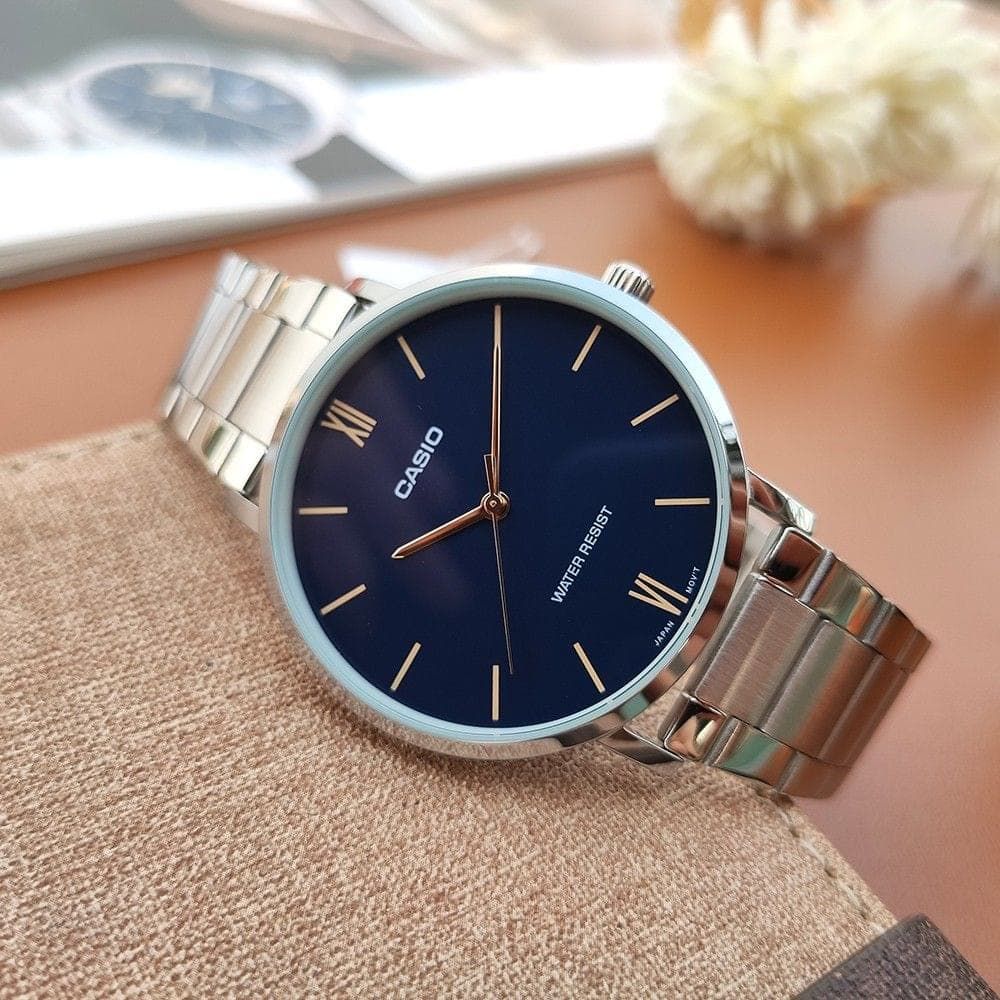 Top những đồng hồ nam dây kim loại làm mưa gió thị trường 2023 tại WatchStore - Ảnh 2