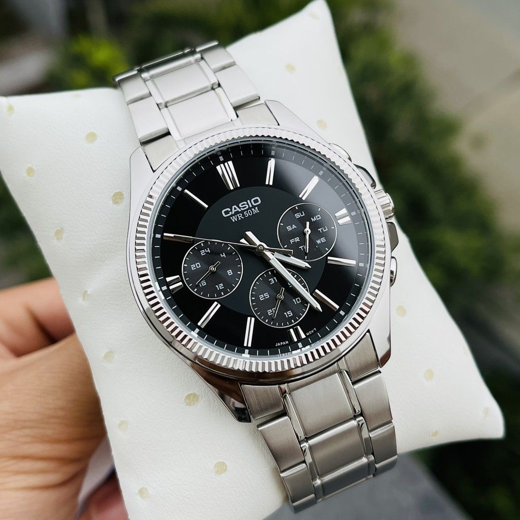 Top những đồng hồ nam dây kim loại làm mưa gió thị trường 2023 tại WatchStore - Ảnh 3