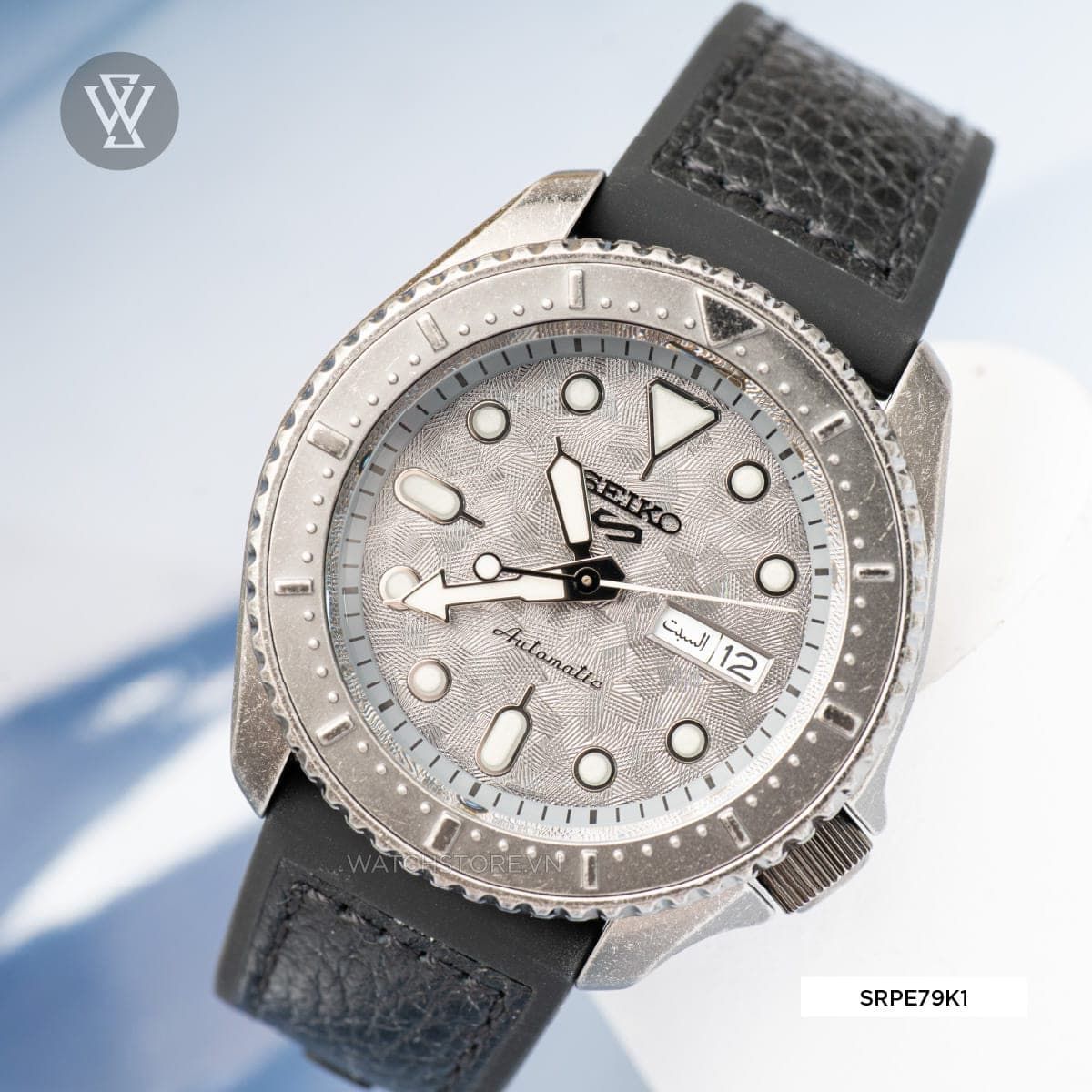 Top 15 đồng hồ nam dây da xuất sắc trong tầm giá - Ảnh 12 Top 15 đồng hồ nam dây da xuất sắc trong tầm giá - Ảnh 12