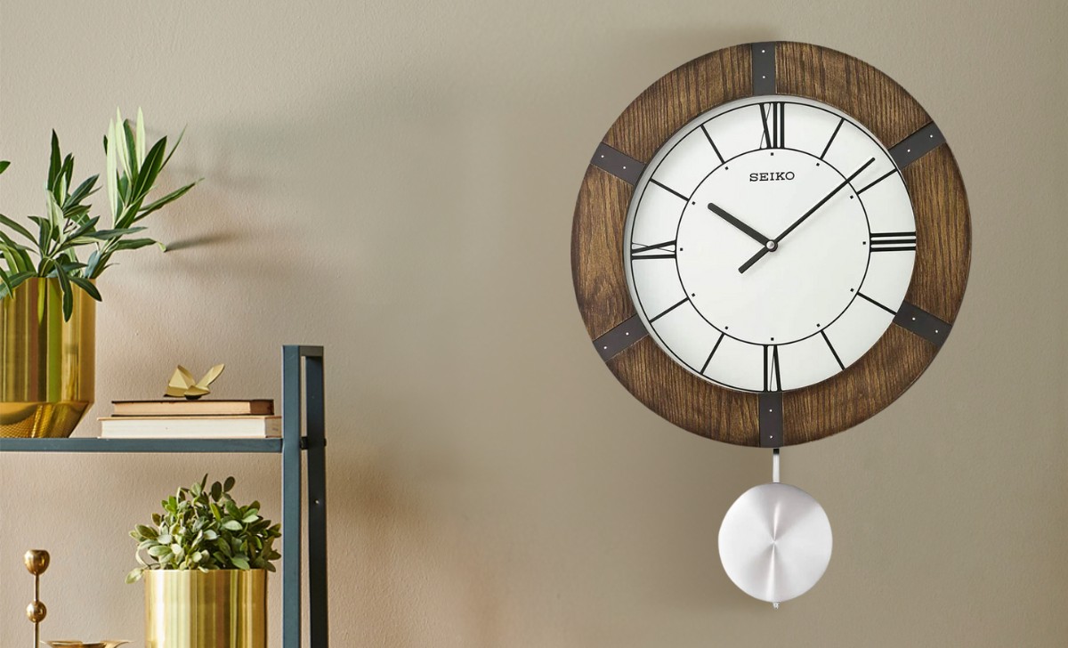10+ những mẫu đồng hồ gỗ đẹp, mới nhất 2025 treo tường 1 đồng hồ treo tường bằng gỗ Seiko QXC241B