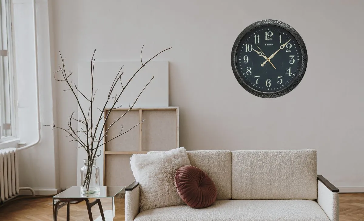 đồng hồ treo tường seiko qxa815k