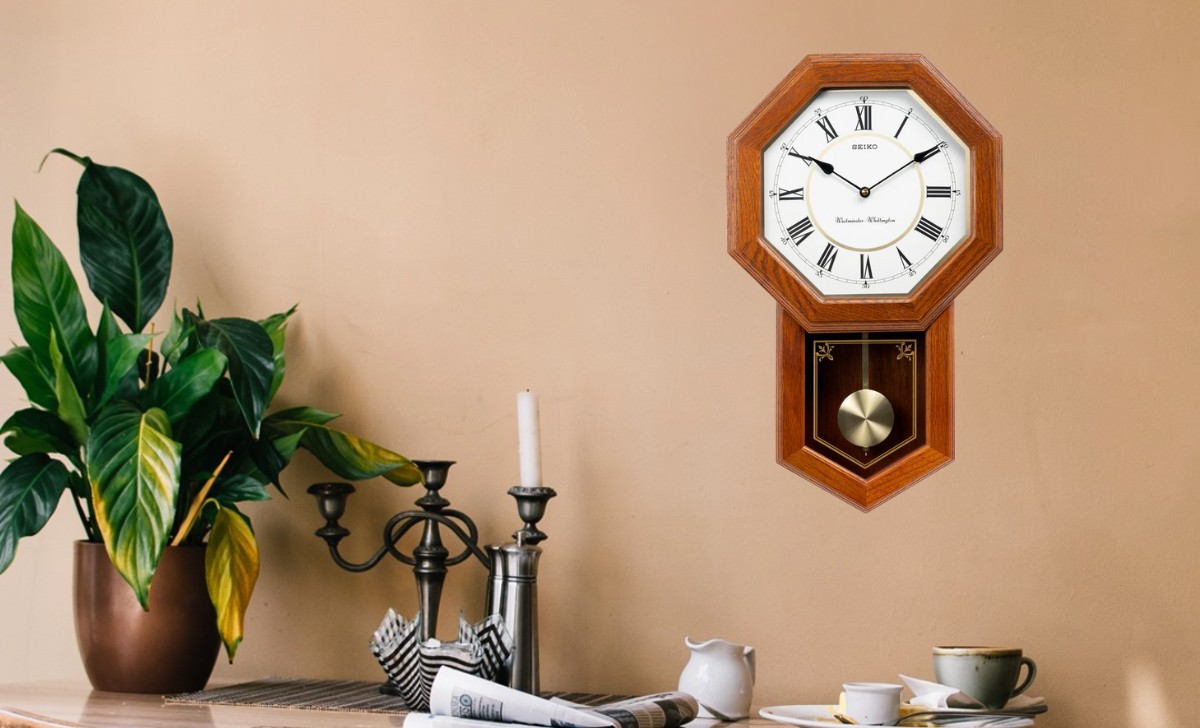 10+ mẫu đồng hồ treo tường bằng gỗ đẹp, lạ, bền - Cách bố trí, chọn mẫu 3 Đồng hồ treo tường Seiko QXH110BN bằng gỗ