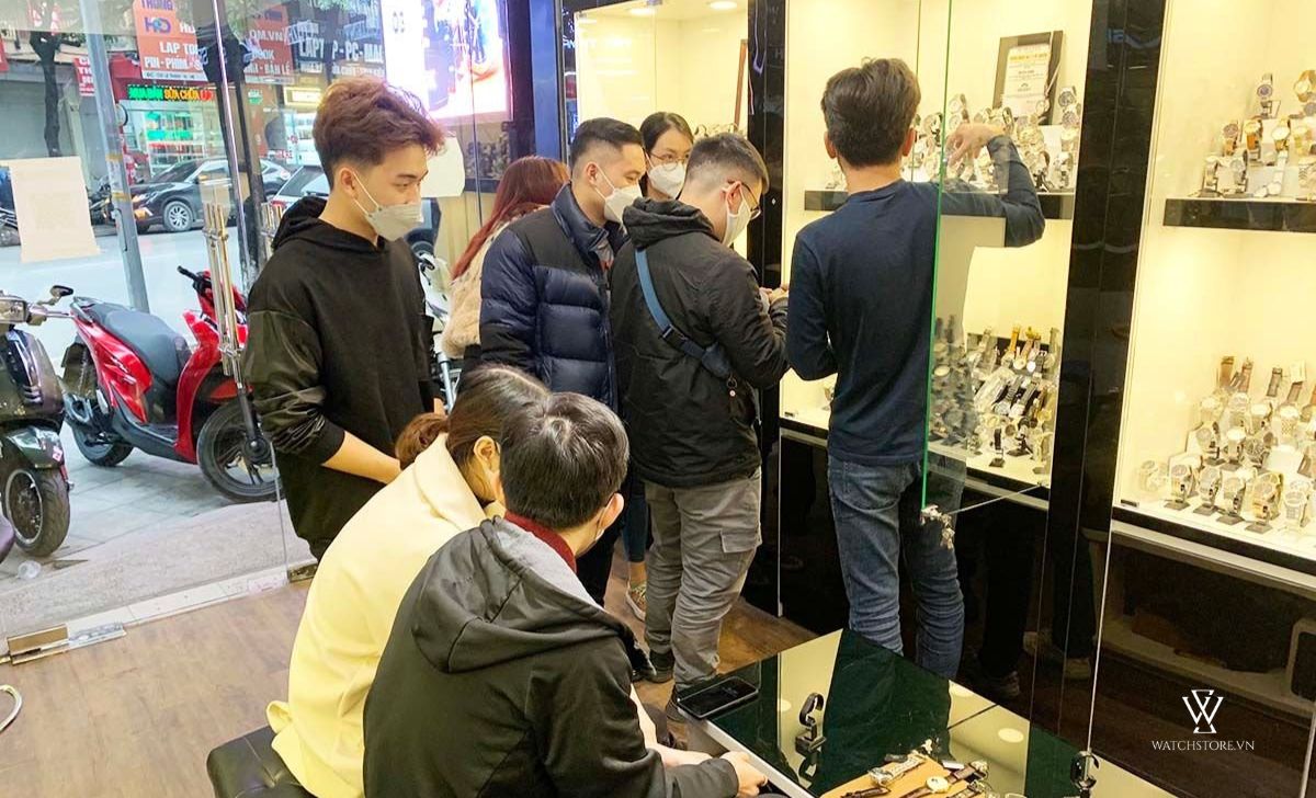 WatchStore - 90 Lê Văn Sỹ, Phú Nhuận, Hồ Chí Minh 7 khách hàng tại WatchStore Lê Văn Sỹ