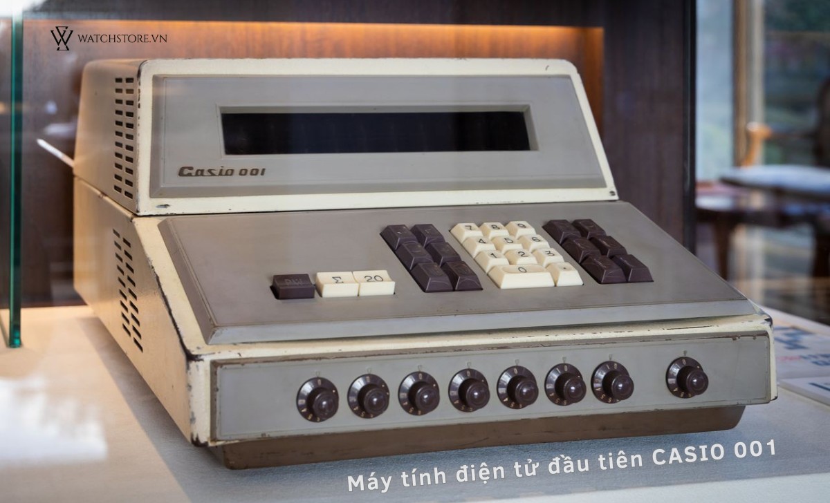 máy tính điện tử đầu tiên Casio