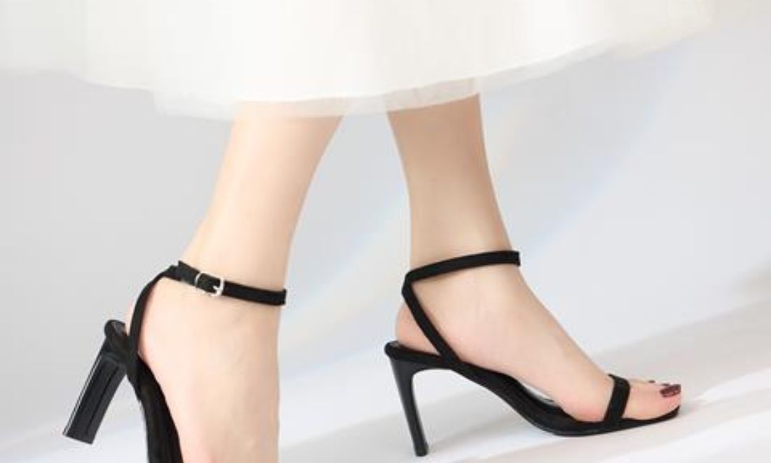 Giày cao gót