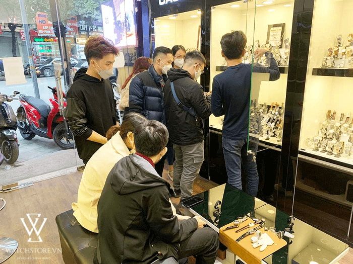 Sapphire là gì? Có nên sử dụng đồng hồ kính sapphire không? - Ảnh 17