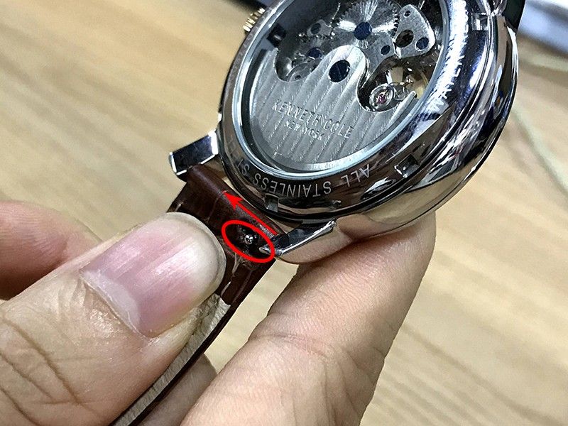 Hướng dẫn cách thay dây đồng hồ tại nhà - Ảnh 4
