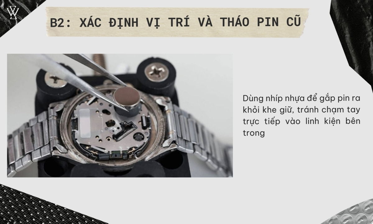 xác định vị trí pin của đồng hồ và tiến hành tháo 