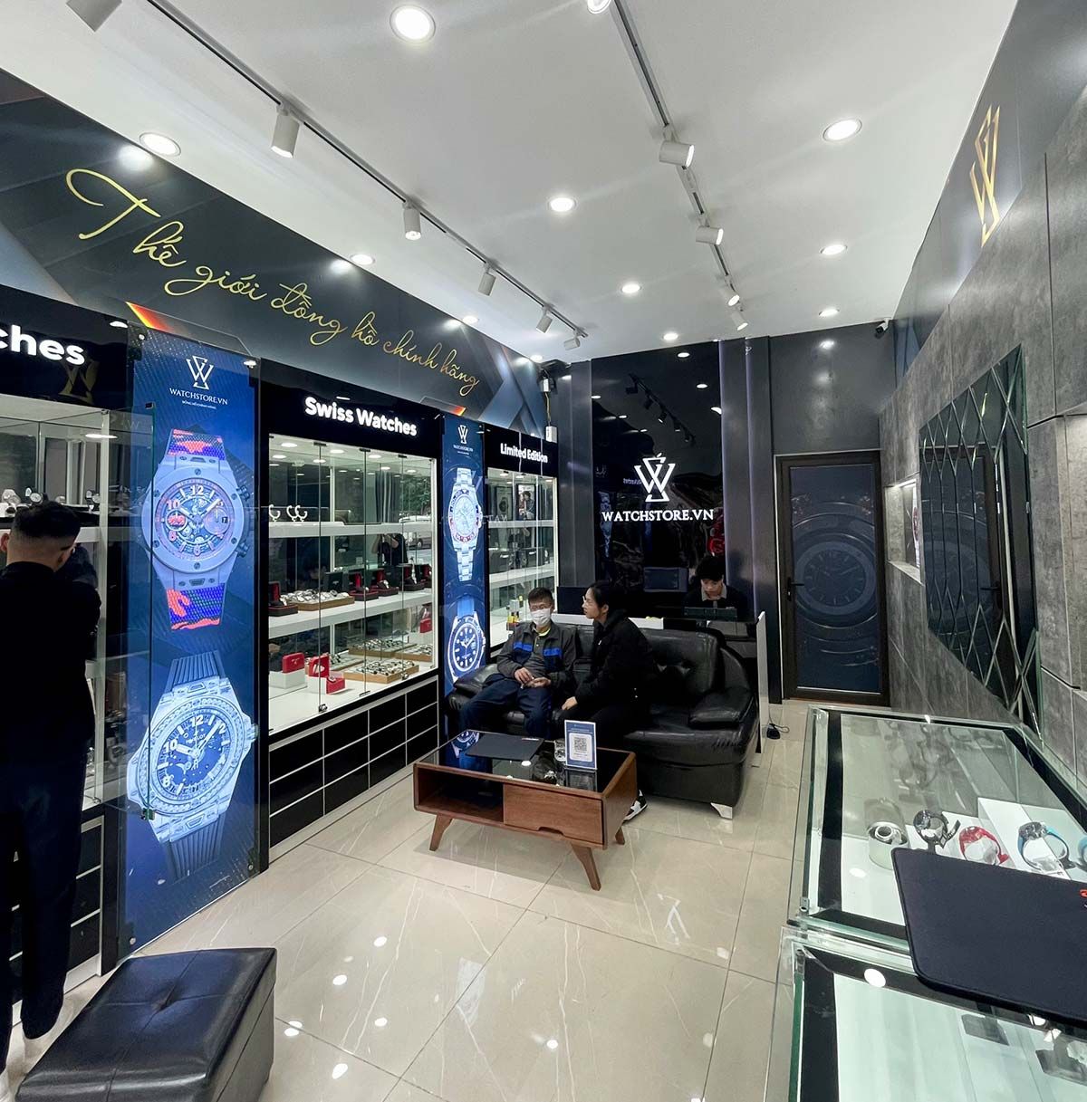Quá trình thi công cửa hàng WatchStore thứ 4 tại 58 Trần Đăng Ninh, Cầu Giấy, Hà Nội - Ảnh 6 Quá trình thi công cửa hàng WatchStore thứ 4 tại 58 Trần Đăng Ninh, Cầu Giấy, Hà Nội - Ảnh 6
