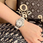 Hublot 33mm Nữ 485.SE.2210.RW.1204 - Ảnh 5