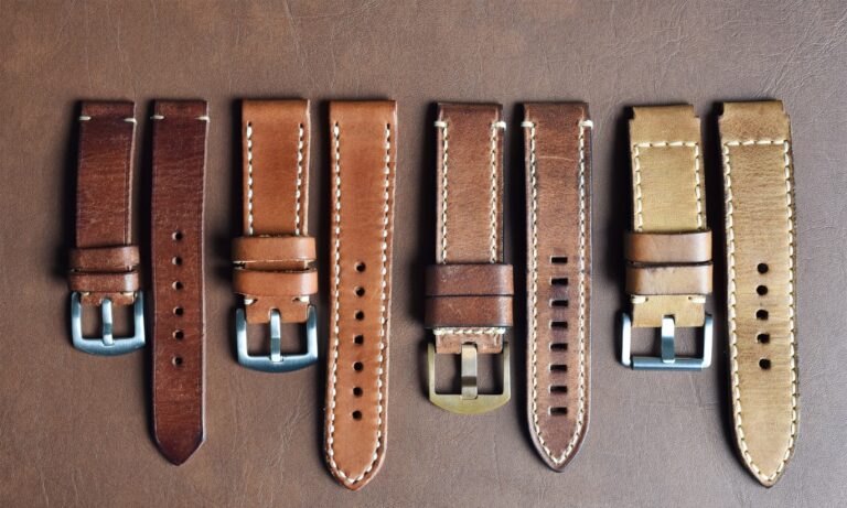 Bật mí cách thay dây da đồng hồ đơn giản ai cũng làm được
