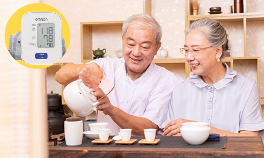 Top 25 quà tặng bố mẹ ý nghĩa cho lễ vu lan, nhân dịp đặc biệt 2 Máy đo huyết áp cho người cao tuổi