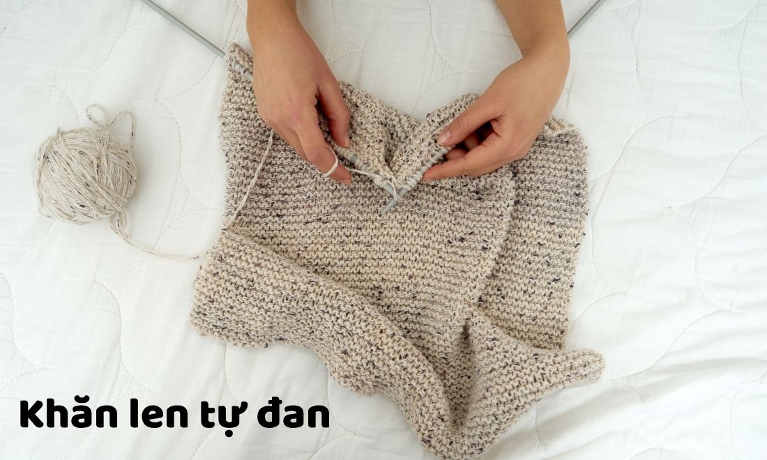 35+ Quà tặng cho nam theo từng mối quan hệ và lời chúc phù hợp 6 Một chiếc khăn len do chính tay bạn đan sẽ là món quà tặng sinh nhật cho nam ý nghĩa hơn vạn món quà vật chất khác